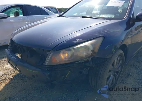 2011 Honda Accord 2.4 Ex-L z USA, uszkodzony, nr VIN 1HGCP2F87BA065931